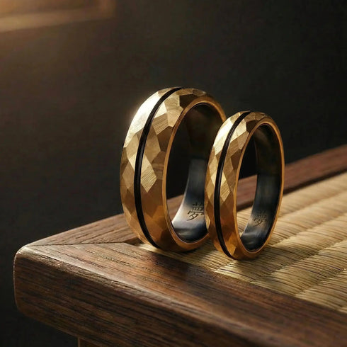 Pair of metal rings with stripe Japanese Melody