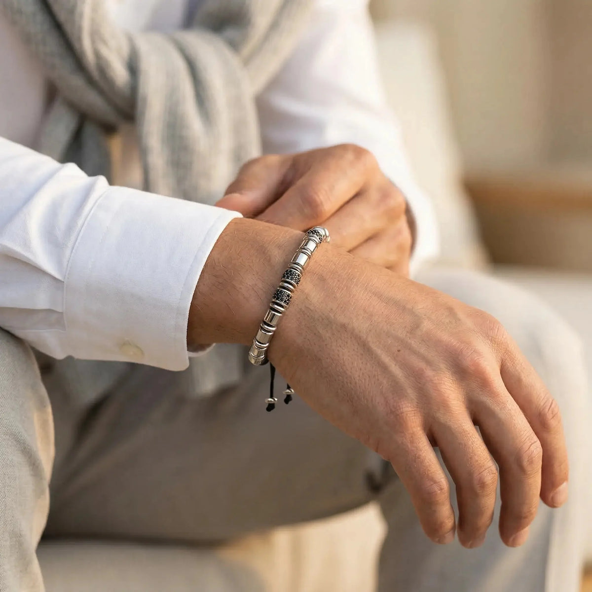 YORU — Obsidian Platinum Bracelet Leonardo’s Leather