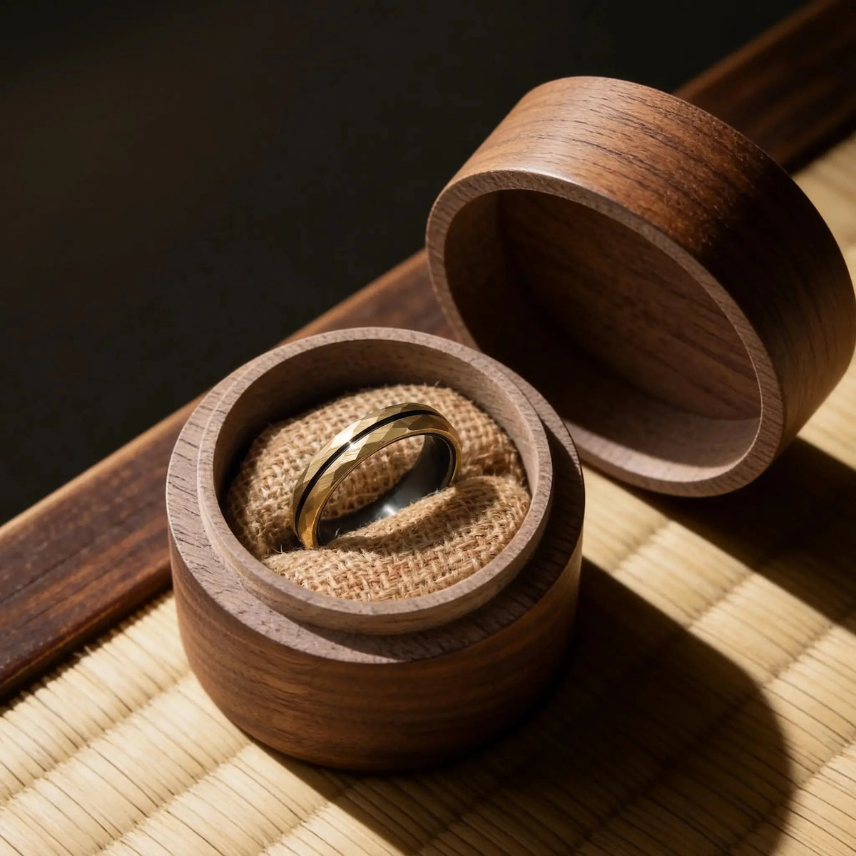 HIBIKI — Gold Faceted Ring Japanese Melody